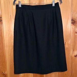 Lord & Taylor navy blue pencil skirt size 12P